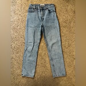 Abercrombie & Fitch The 90s Straight Ultra High Rise Jeans